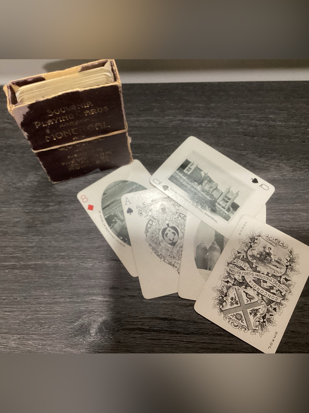 Antique Souvenir playing cards for Montreal and Quebec published by “The Wigwam - Picture 7 of 7